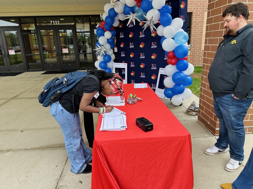 UHS Decision Day 5.01.25 IMG 3307