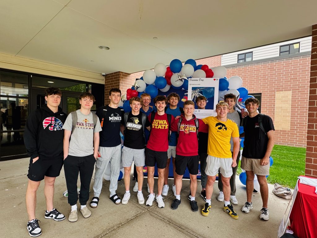 UHS Decision Day 5.01.25 IMG 3525